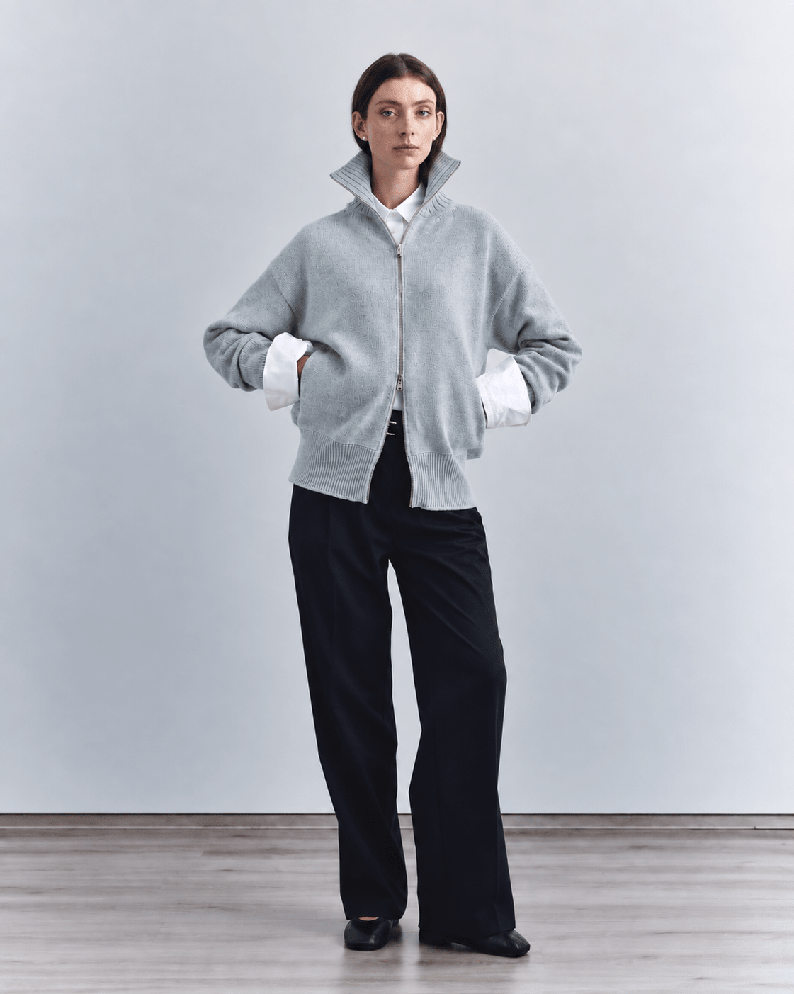 Portico Cardigan, Light Grey - Casa Nodale