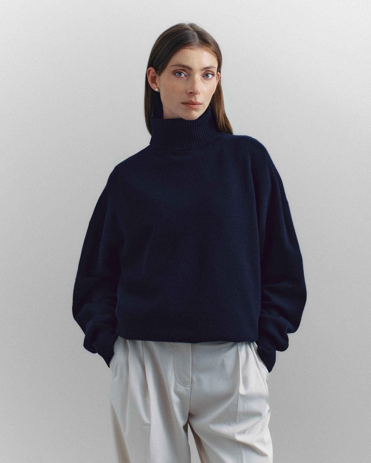 Volta Turtleneck, Navy - Casa Nodale